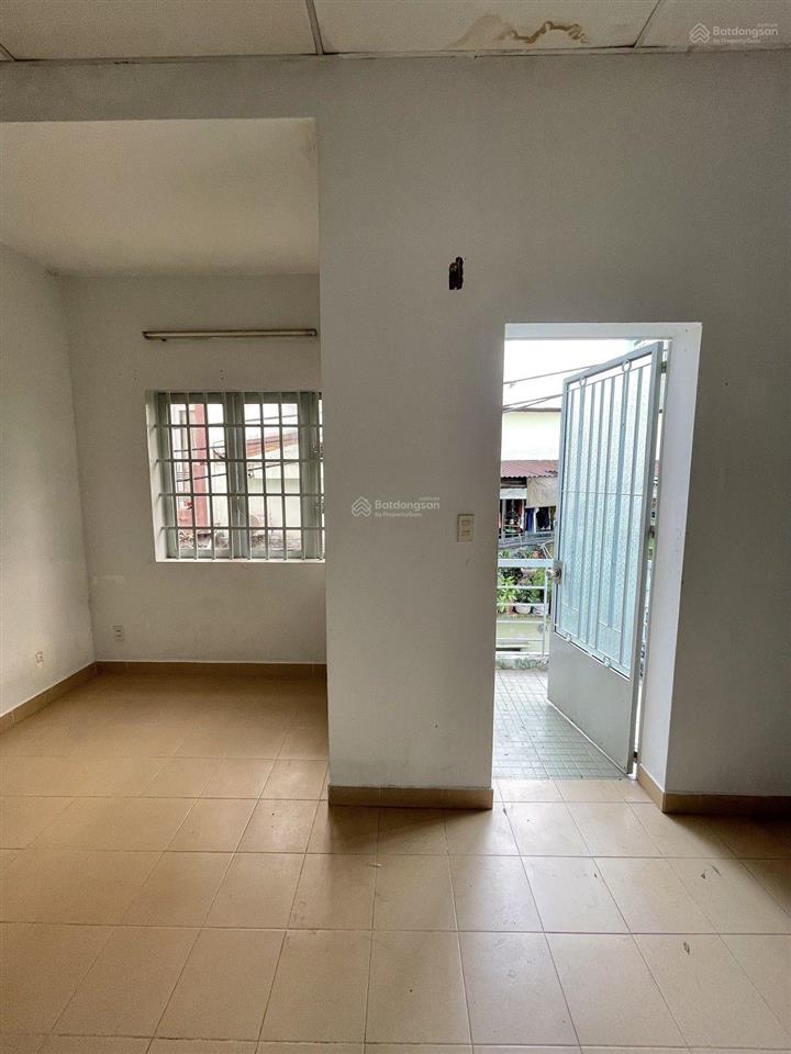 57m2  hxh lạc long quân  p8  tân bình  2 tầng đúc  3pn  lô góc cực thoáng  chỉ 5,7 tỷ tl