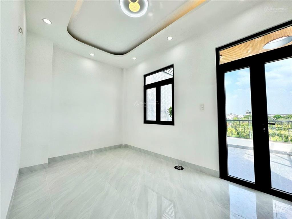 Nhà góc 2 mặt tiền the sol city, đường n9, 4,7 tỷ, 80m2, shr, hoàn công, full nội thất, hỗ trợ vay