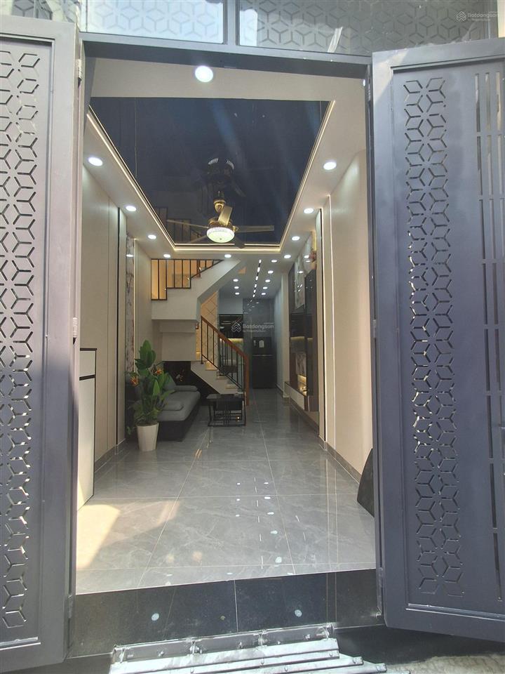 Nhà khu thông tây hội  gò vấp  3 tầng 3pn 3wc có ban công .full nội thất cao cấp nhỉnh 4t