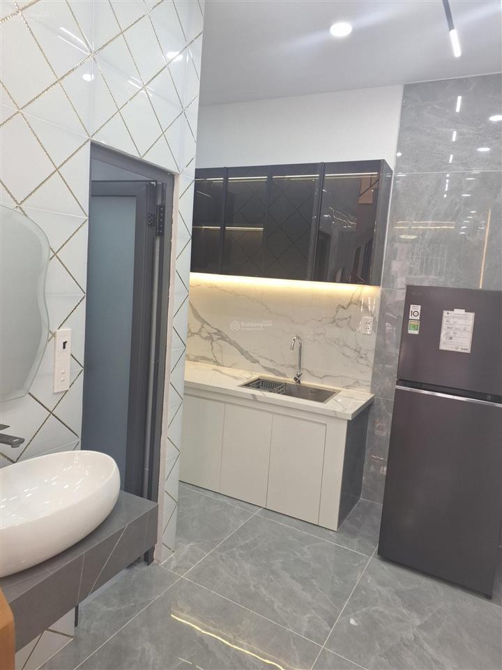 Nhà khu thông tây hội  gò vấp  3 tầng 3pn 3wc có ban công .full nội thất cao cấp nhỉnh 4t