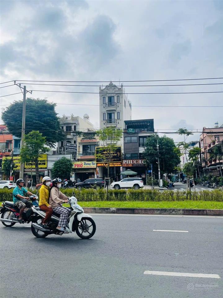 Bán nhà đường số 7 khu tên lửa quận bình tân, 5x20m, hầm + 3.5 tấm, vị trí cực đắc địa