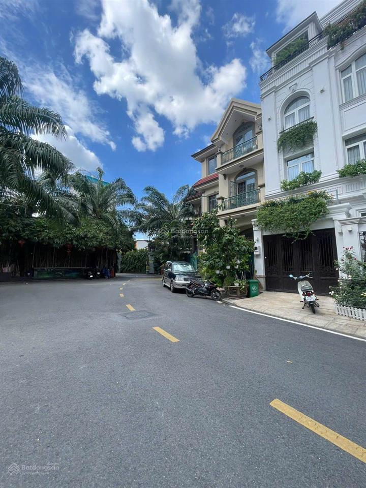 Bán biệt thự 3 tầng 9*18m hiếm hoi còn sót lại hẻm xe hơi nguyễn trọng tuyển phú nhuận chỉ 49 tỷ