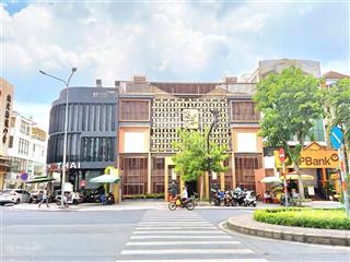 Không có căn so sánh  nhà 2 mặt tiền trước sau hẻm xe hơi phan xích long phú nhuận chỉ 23.5 tỷ