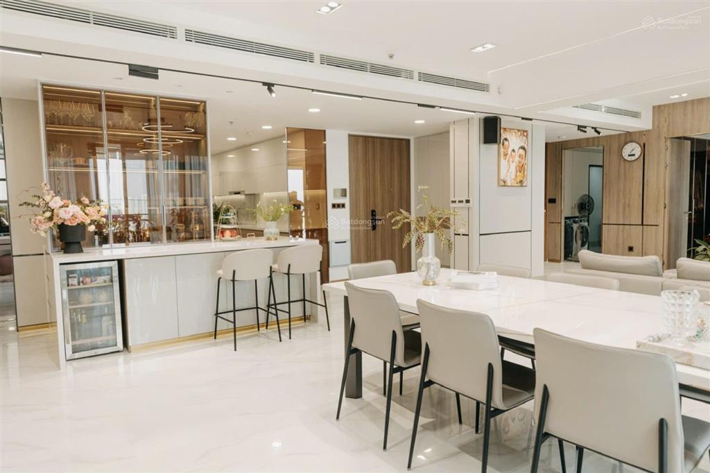 Siêu hiếm midtown the peak (m8) 210m2  full nội thất sang trọng view biệt thự đẳng cấp.