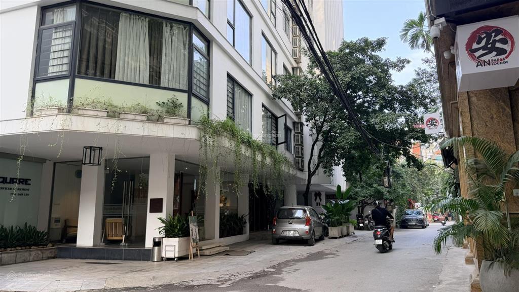 Bán nhà kv linh lang  đào tấn. 100m2 mặt tiền 9m. vuông đẹp, 4 tầng biệt thự. chỉ 65 tỷ