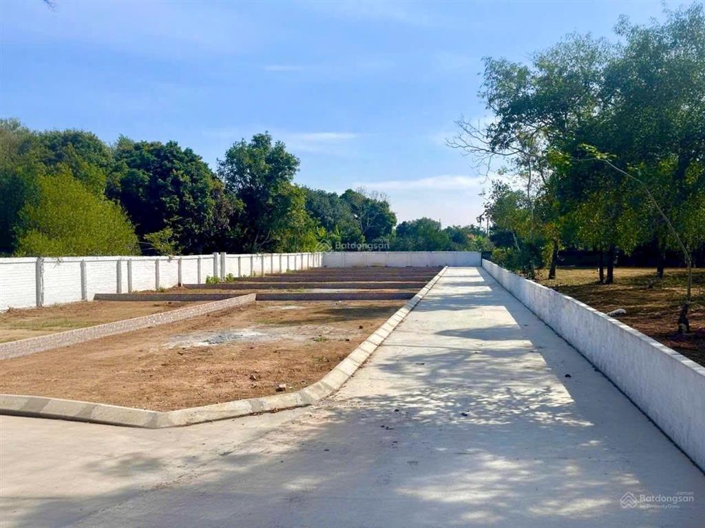 Chính chủ bán gấp mảnh đất 100m phường tùng thiện sơn tây sát các cụm trường đại học hà nội giá 1tỷ