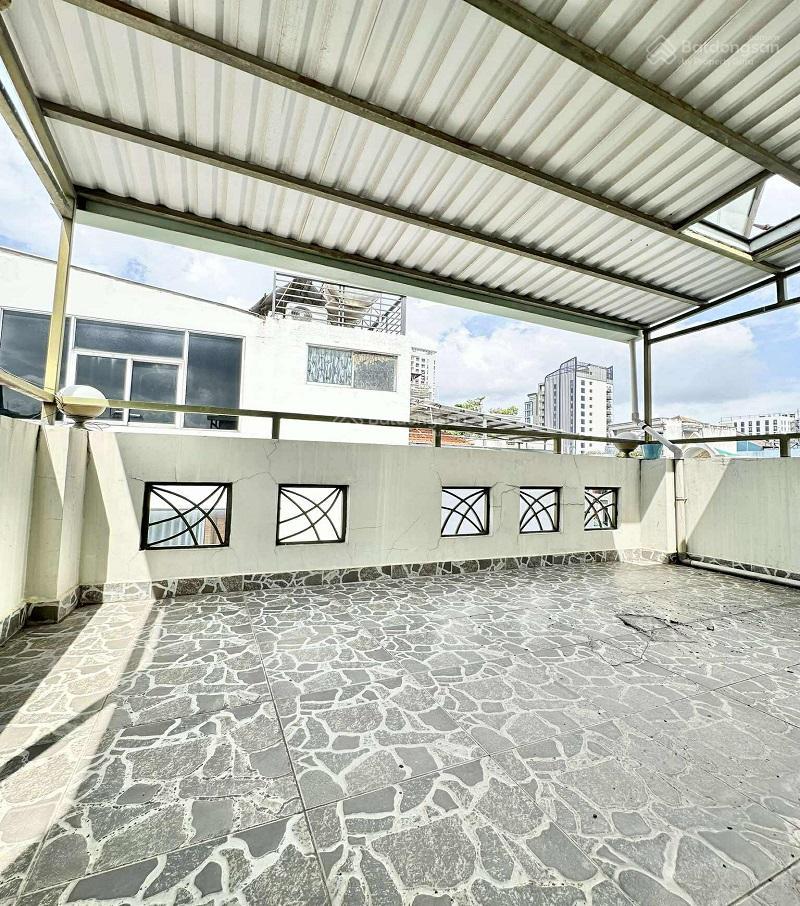 Bán nhà 2 mặt hẻm 4m cao thắng, p17, phú nhuận, 42m2, 5 tầng, 6 phòng cho thuê.