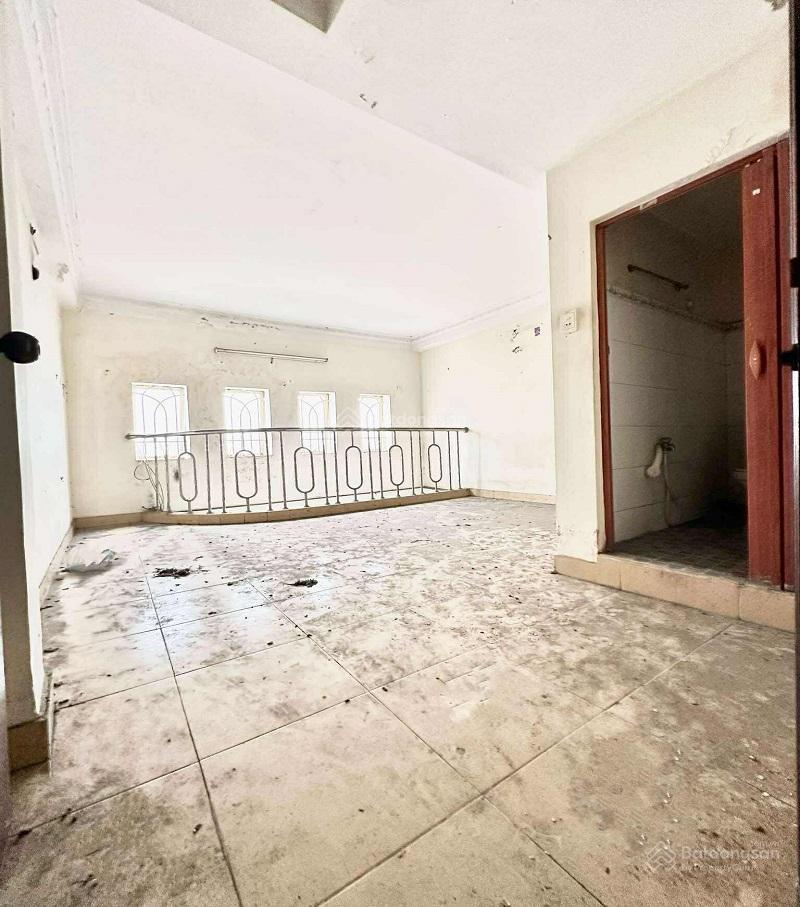 Bán nhà 2 mặt hẻm 4m cao thắng, p17, phú nhuận, 42m2, 5 tầng, 6 phòng cho thuê.