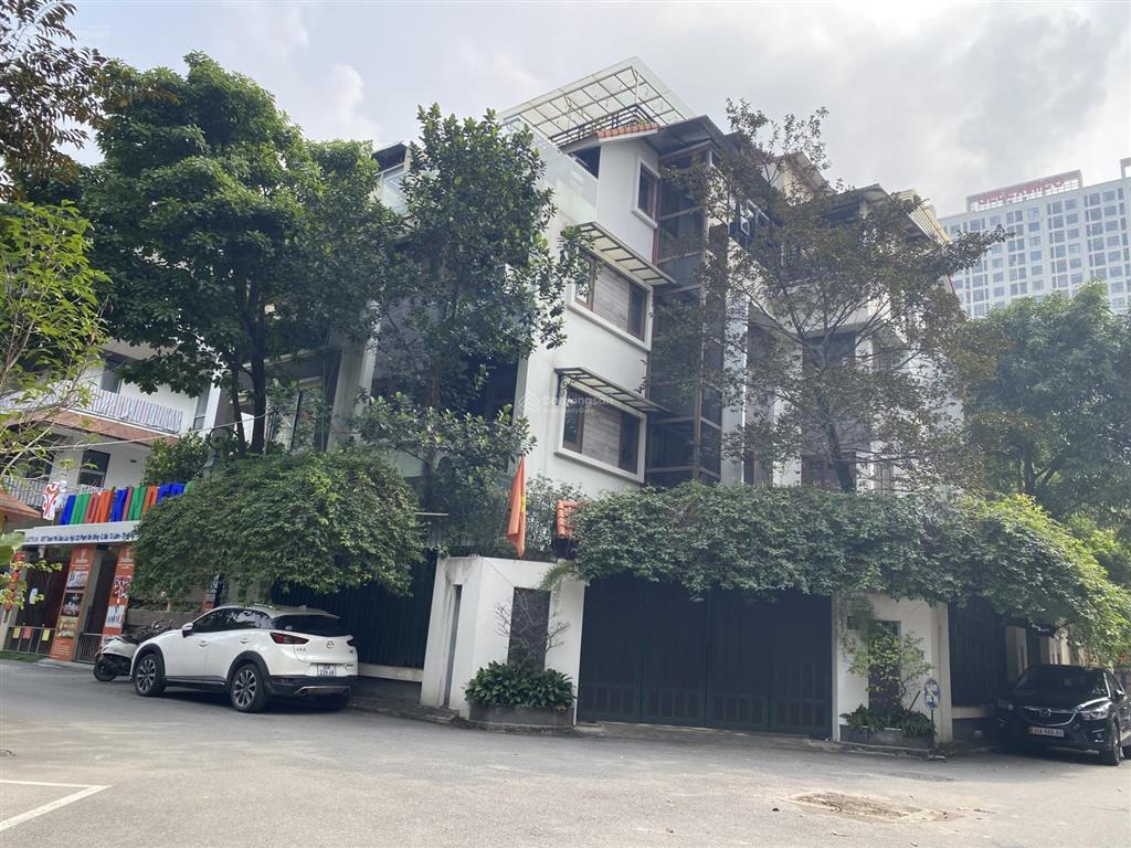 Chủ nhà cần bán gấp bt vườn đào  220m2  86 tỷ. nhà đẹp  chủ sang  giá cả nhẹ nhàng