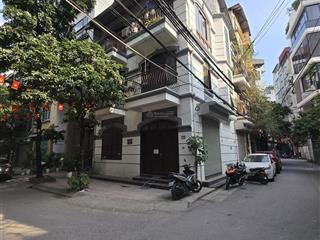 Cho thuê nhà mặt phố linh lang. dt100m2x5t. mỗi tầng 2p. ô tô tránh, vỉa hè 3m. kinh doanh đỉnh