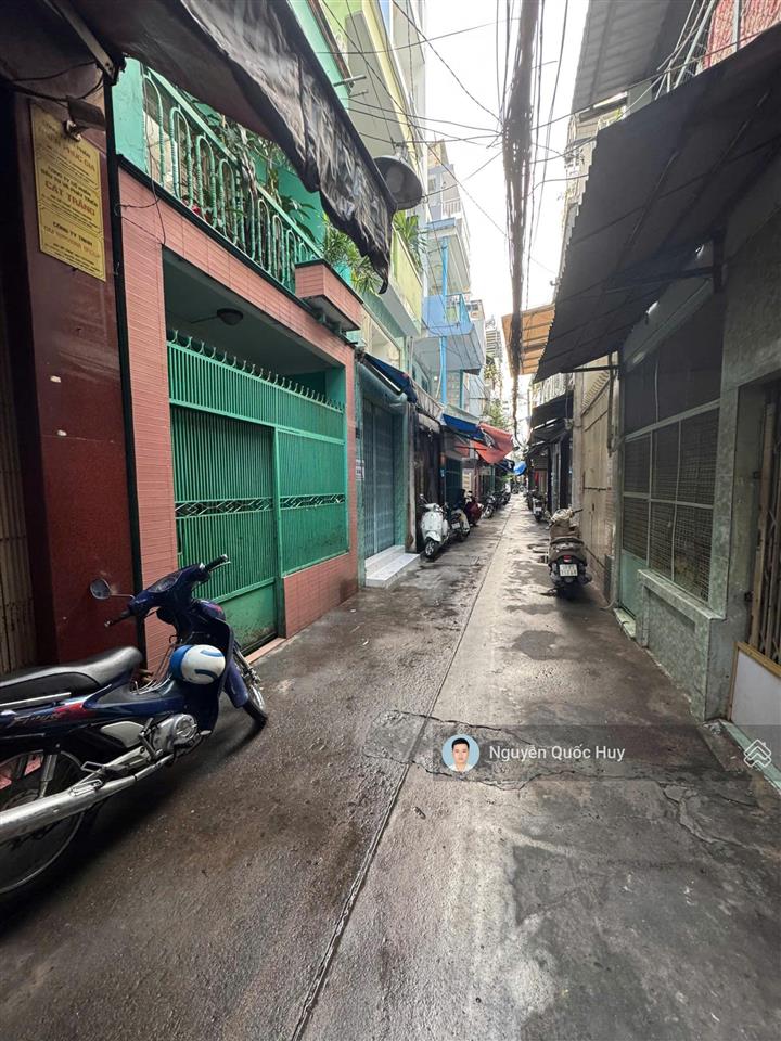 Chỉ 8,2t có nhà 3 tầng 130m2 nở hậu tt q3