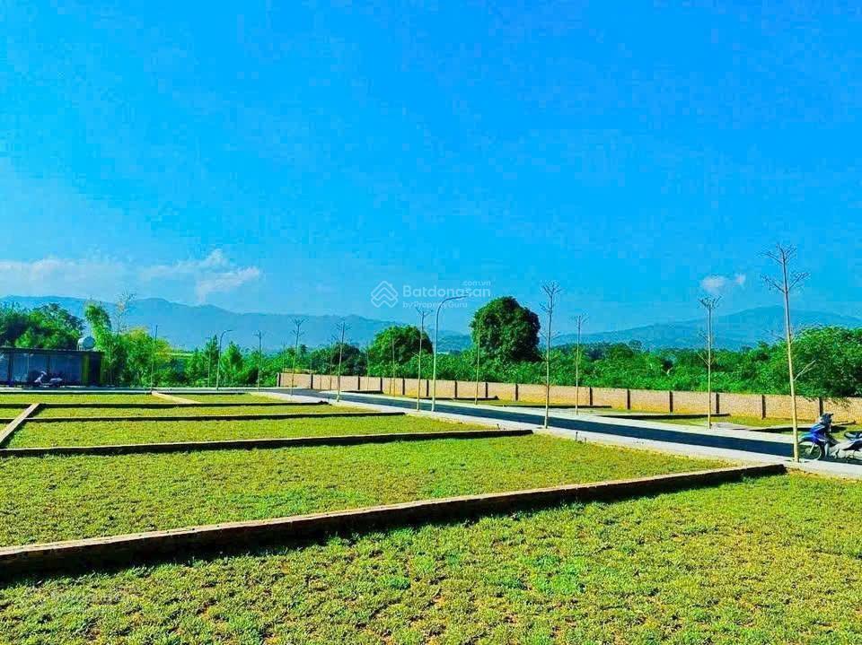 Bán đất tại đại lộ thăng long, quốc oai, hà nội, gia 25tr/m2, 100m2. sẵn sổ full thổ cư .