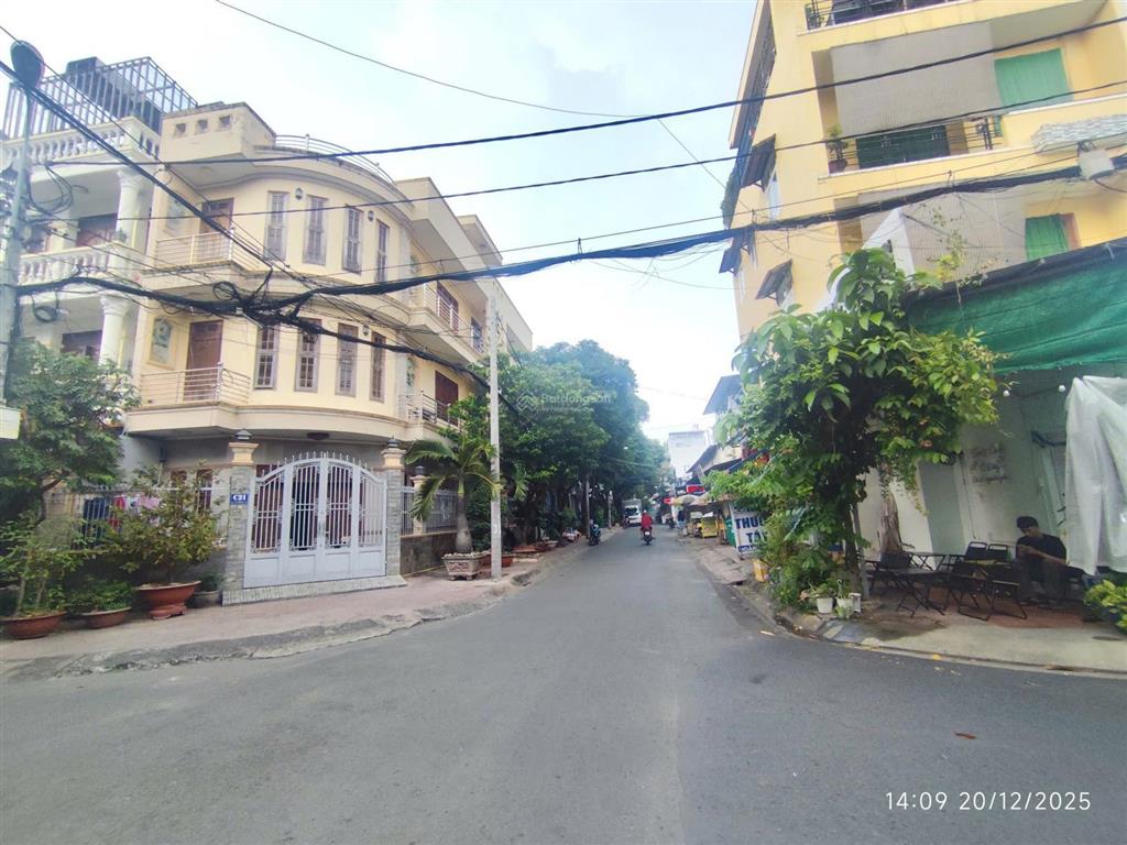 Bán dãy trọ 6x20 đường tô ký, gần công viên phần mềm quang trung, đại học giao thông vận tải.