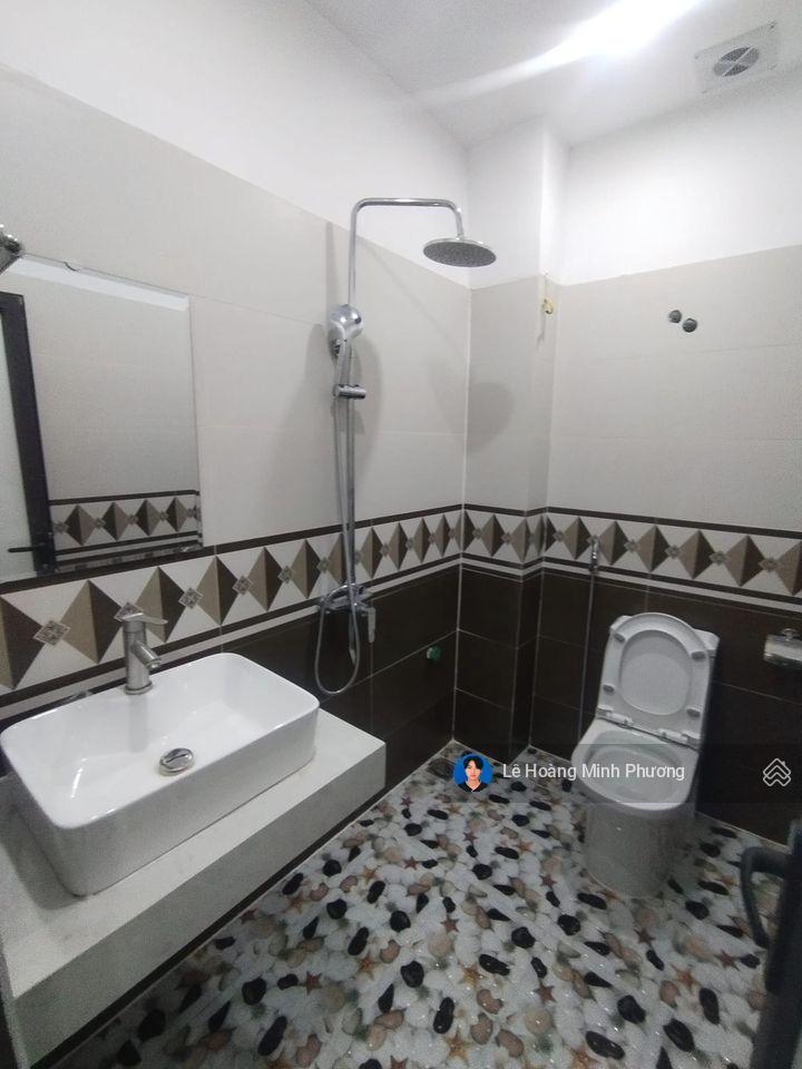 Bán nhà 4 tầng đơn lập dt 34,4m2 mặt ngõ tại kim chung, cách đường ô tô đỗ 30m, giá 4,9 tỷ còn tl