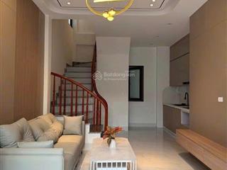 Hàng f0 cho các đầu tư đây ạ, nhà mới cứng 5 tầng đối diện ủy ban vân canh giá đầu tư  0917 654 ***