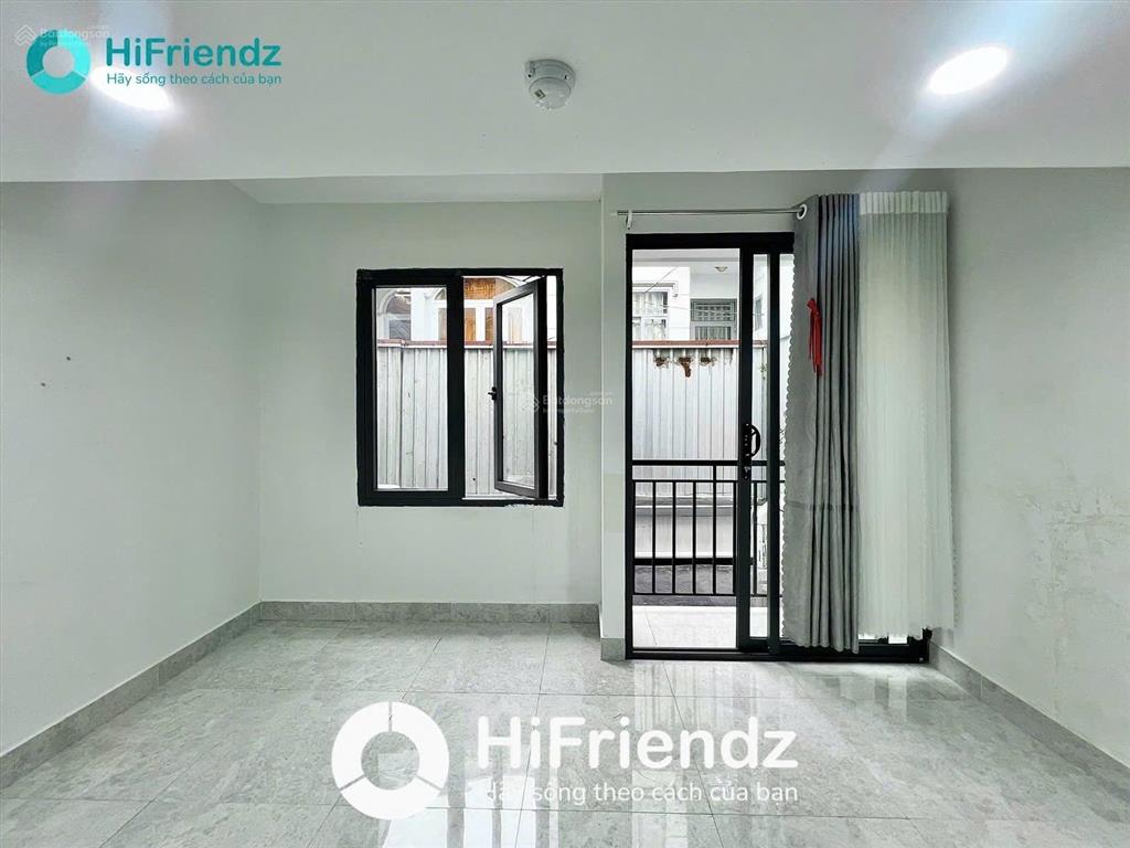 Siêu phẩm 1pn trên lầu tách bếp dưới đất  bancol thoáng  full nội thất ngay bình long, nguyễn sơn