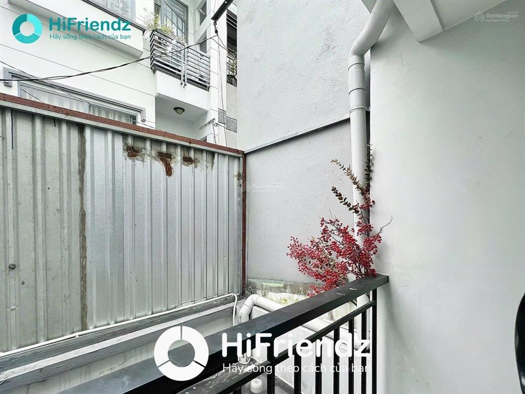 Siêu phẩm 1pn trên lầu tách bếp dưới đất  bancol thoáng  full nội thất ngay bình long, nguyễn sơn