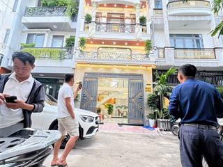 Chính chủ ký gửi nhà đường võ văn tần p5 q3 60m2 hẻm oto 5m