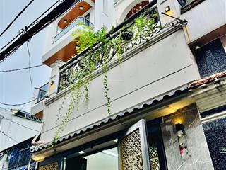 Nhà đẹp giá ngộp ngay quận 5, 60m2 thích hợp mua ở hoặc thuê, shr sang tên ngay