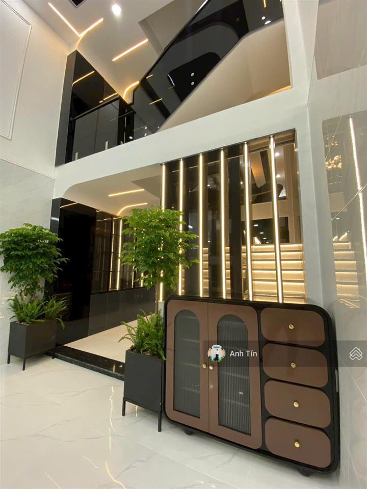 Khan hiếm! dt 6x18m(vuông vức) hầm 6 tầng mới, hxh đường lê văn sỹ q. phú nhuận, giá 29 tỷ tl