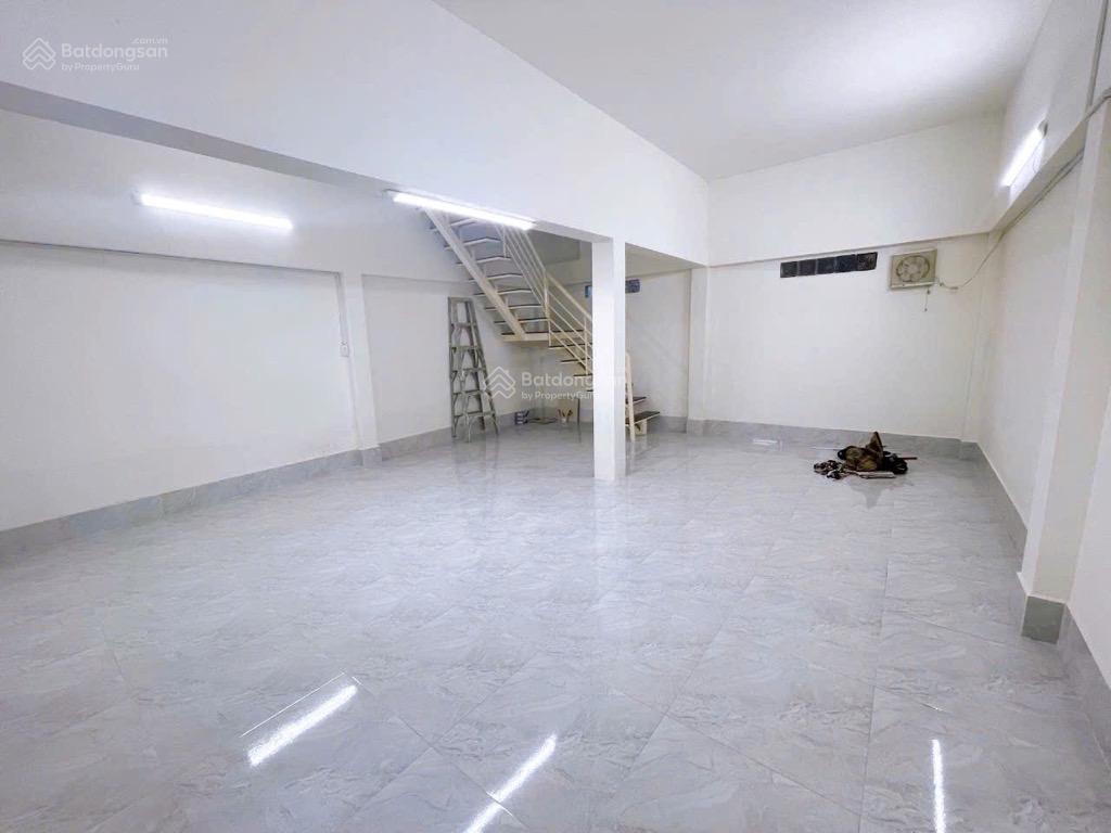 Bán nhà đoàn như hài quận 4 2 tầng  phù hợp kinh doanh 48m2không quy hoạch  giá nhỉnh 6 tỷ