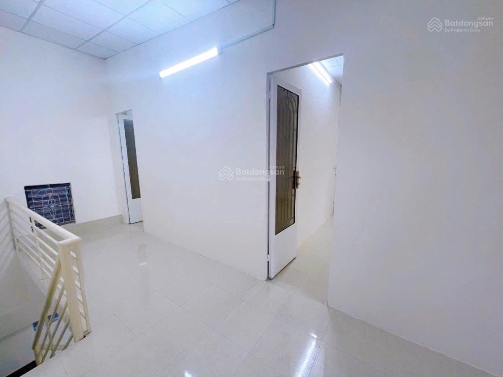 Bán nhà đoàn như hài quận 4 2 tầng  phù hợp kinh doanh 48m2không quy hoạch  giá nhỉnh 6 tỷ