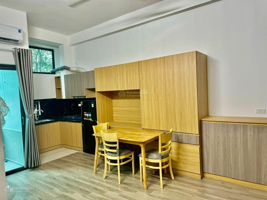 Bán nhà 8 tầng 160m phố nguyễn khang, cầu giấy dòng tiền 180tr/tháng.