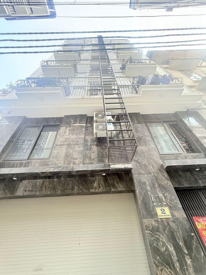 Bán nhà 8 tầng 160m phố nguyễn khang, cầu giấy dòng tiền 180tr/tháng.