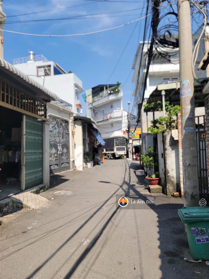 Nhà mặt tiền ngang 7,5m đường xe tải rộng 6m, ra lê văn thịnh 100m, cát lái, quận 2 giá 8.5 tỷ