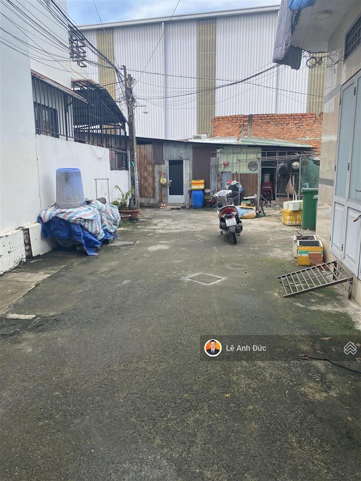 Nhà 4 mặt tiền 6,1m x 17m 2tầng gần nguyễn duy trinh có 4 nhà trọ cho thuê 240tr/năm giá chỉ 8,4 tỷ