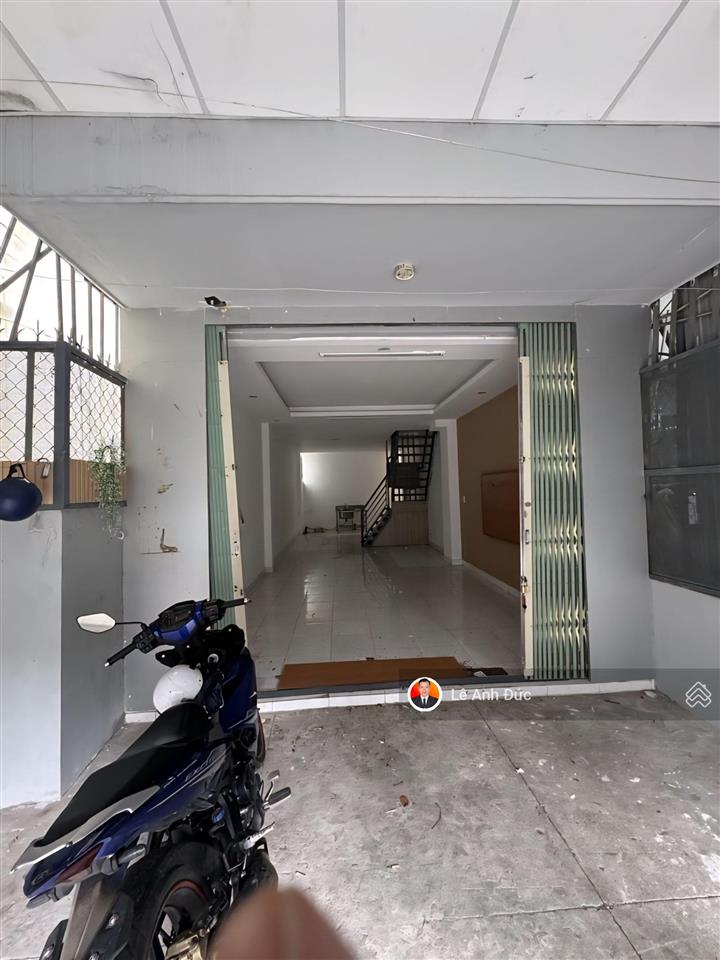 Nhà mặt tiền đường rộng 8m 1 trệt 1 lầu 2pn, bình trưng tây quận 2 ra nguyễn duy trinh 200m