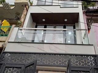 Nhượng ngay nhà đẹp lê văn sỹ quận 3, 56m2, đang có hợp đồng cho thuê 16 tr/tháng, giá tl