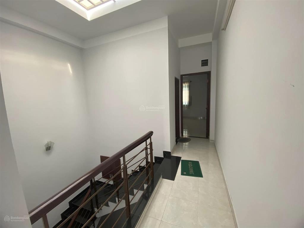 Nhà khu tên lửa, mt đường số 25a, 4 x 21m, 3.5 tấm, nhà mới, giá tốt khu vực 10.7 tỷ (tl)