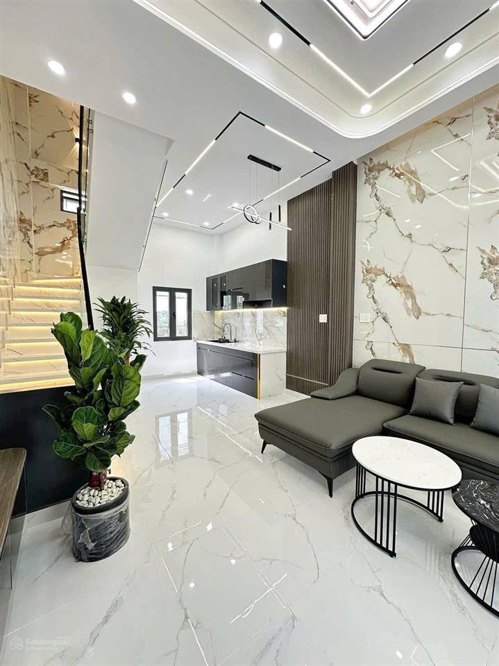 Bán nhà đường tôn đản, phường 15, quận 4, 3tầng, hẻm xe hơi sổ hồng riêng