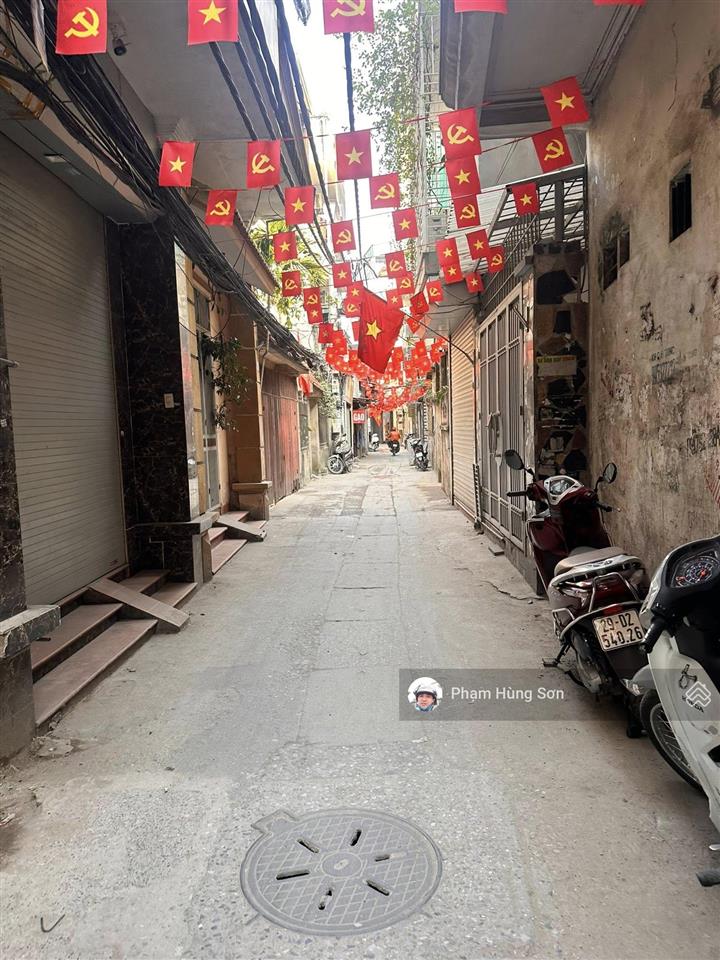 Bán nhà trương định  trung tâm hai bà trưng  10 ra oto  tầm tiền hiếm  15m 4 tầng chỉ 2.3 tỷ