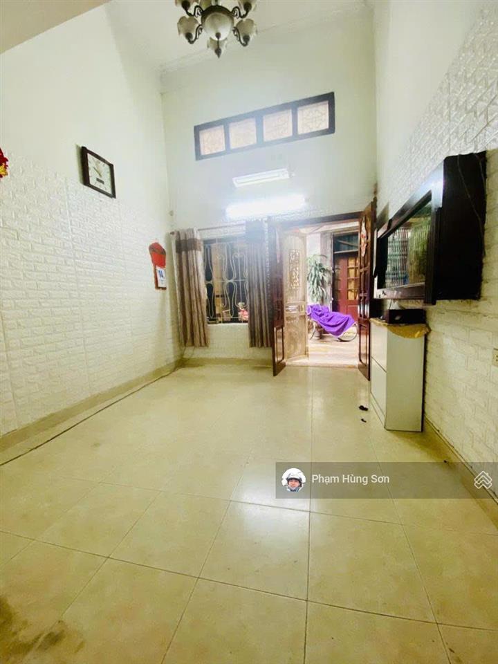 Bán gấp nhà 30m2 tại nguyễn lương bằng  đống đa, 50m ra phố chỉ 6,6 tỷ