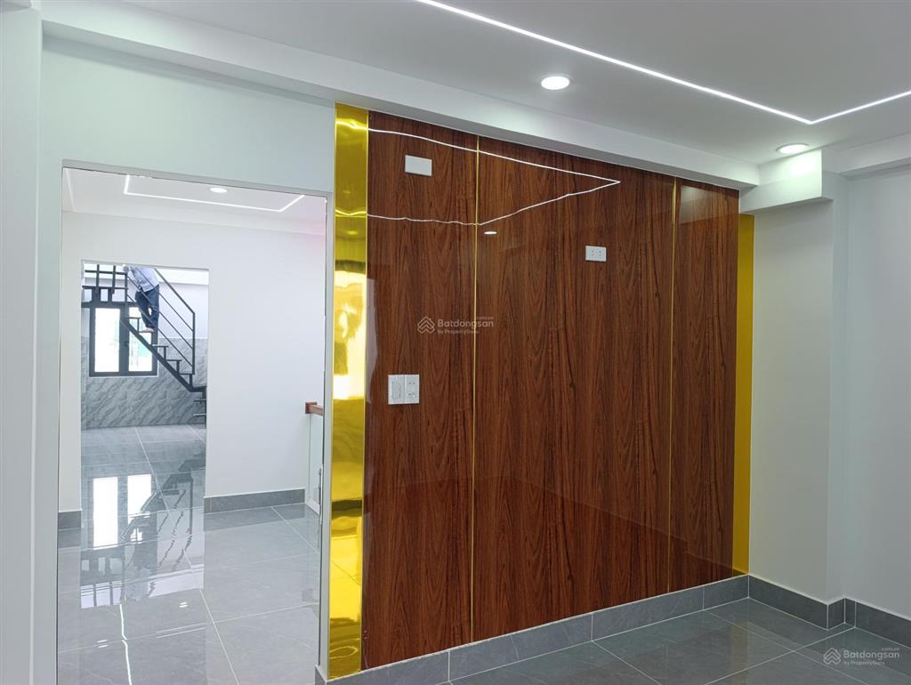 Nhà gần ngay tô ký trung mỹ tây  quận 12  (105m2) nhỉnh 8 đồng , ôtô ngủ trong nhà