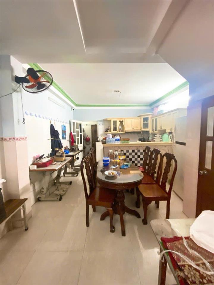 BÁN NHÀ GIÁ RẺ TRẦN XUÂN SOẠN QUẬN 7 -165M2 ,5 TẦNG , CHỈ NHỈNH 5 TỶ CÓ THƯƠNG LƯỢNG