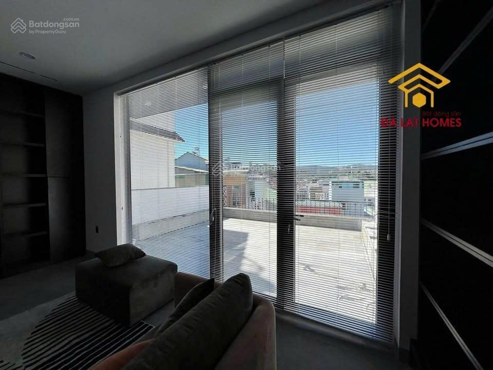 Bán căn villa hiện đại, khu vực yên tĩnh và an ninh