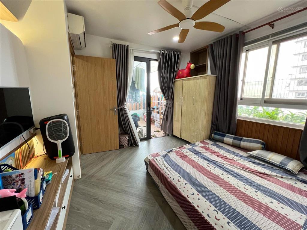 Bán căn hộ chung cư 109 nguyễn biểu, thang bộ phường 10, quận 5, tp. hcm