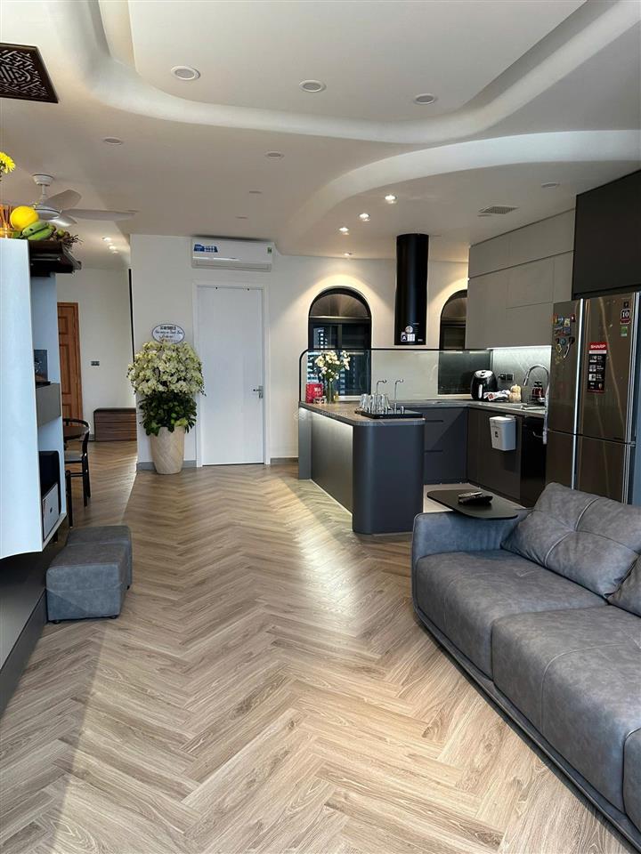 Giá thật 100%! bán căn 2n2wc vinhomes west point, dt 67,5m2 sẵn sổ, full nội thất, giá 8tỷ, có slot