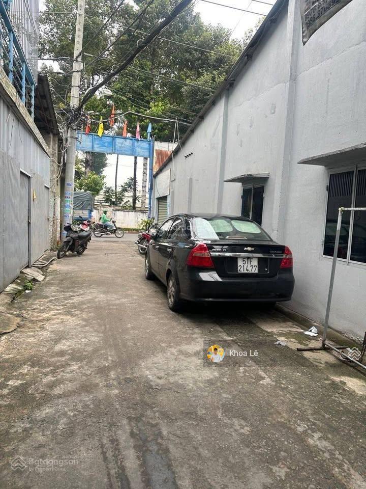 Bán nhà gần coopmart trảng bàng giá rẻ chỉ 680 tr. dt 166m2, sổ hồng riêng, kdc đông