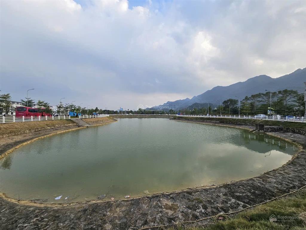 Bán 336m2 đất biệt thự view hồ. tại trung tâm hàng trạm, yên thủy, hòa bình