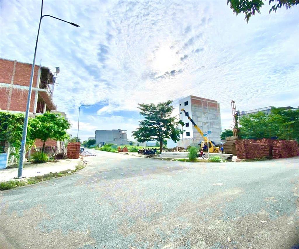 Nền 130m2 đs 21, không dính cống, trụ điện. đs 21 giá 1,735 tỷ chốt (bao thuế phí công chứng)