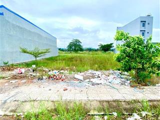 Nền 130m2, không dính cống, không dính trụ điện. đs 21 giá 1.760 chốt (bao thuế phí công chứng)