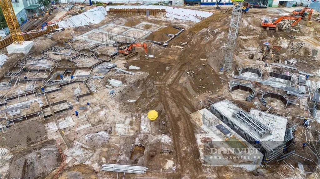 Bán đất nguyễn mậu kiến, giữa 10 tòa chung cư , 224 m2 giá tốt.  0911 720 ***