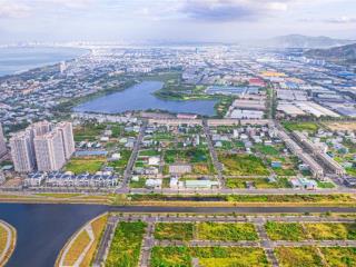 Bán lô góc ngã tư đường 7m5 trục thông ra chung cư eco home giá 7 tỷ 990.