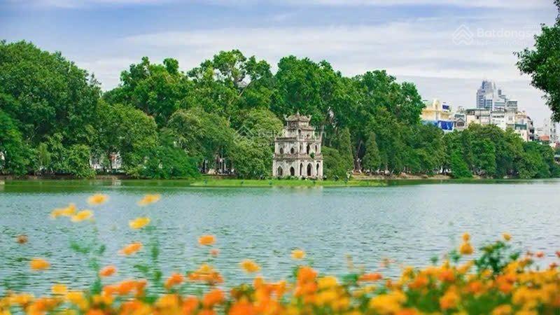 Bán nhà mặt phố hàng đào 141m2, 4 tầng, mặt tiền 4m, dài 43 m, giá chào bán 148 tỷ