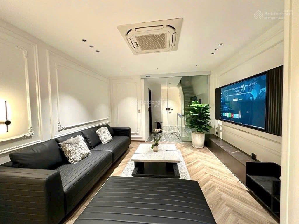 Nhà đẹp kim quan, việt hưng, ngõ thông, vf3 đâm thẳng, 3 bước đến chợ, dt 38m2, 7.9 tỷ