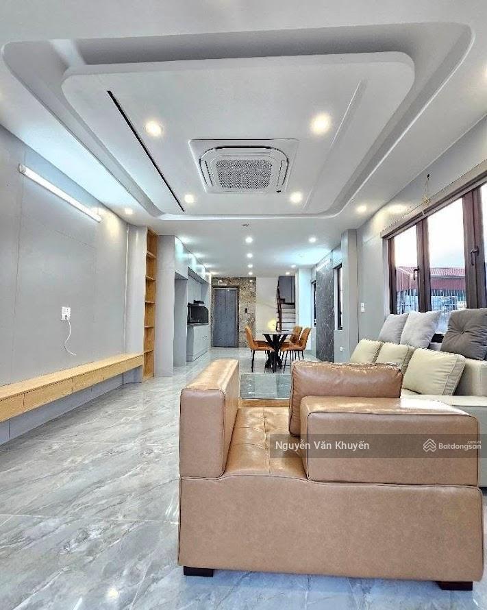 Bán gấp  tđc thanh am  12 tỷ  56 m²  6 tầng  thang máy  full nội thất  kinh doanh sầm uất